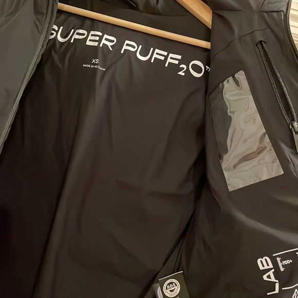 Aritzia | Jackets \u0026 Coats | Superpuff 